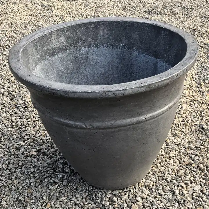 Karoo Plant Pot - Medium concrete plant pot in Gauteng