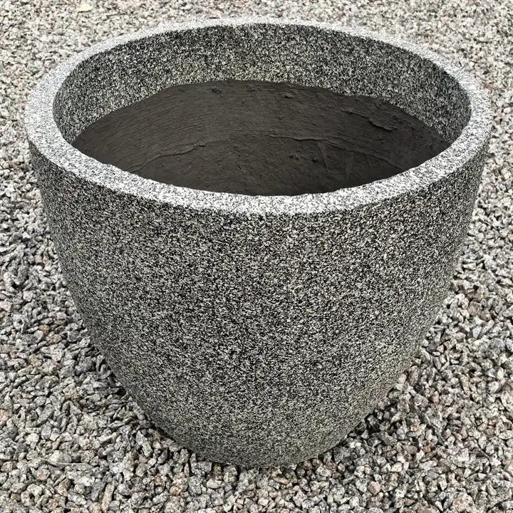Neo Plant Pot - Large concrete plant pot in Gauteng